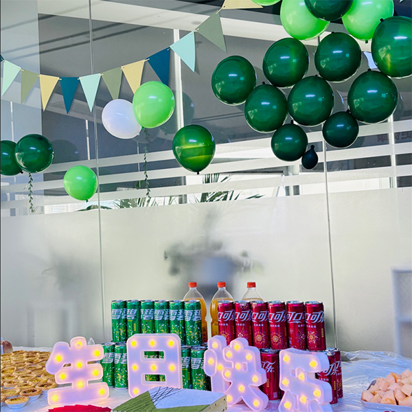 春日有約,共慶生辰|億天凈化第一季度員工生日會